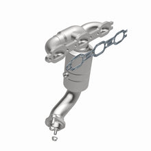 Load image into Gallery viewer, MagnaFlow Exhaust Products 51394 OEM Grade Manifold Catalytic Converter for Select Chrysler Pacifica, Chrysler Sebring, Chrysler Town &amp; Country, Dodge Avenger, Dodge Grand Caravan, Dodge Journey, Volkswagen Routan