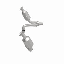 Load image into Gallery viewer, MagnaFlow Exhaust Products 93610 HM Grade Direct-Fit Catalytic Converter for Select Dodge Dakota