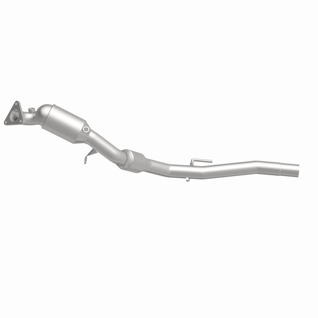 MagnaFlow Exhaust Products 52411 OEM Grade Direct-Fit Catalytic Converter for Select Porsche Cayenne, Volkswagen Touareg