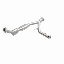 Load image into Gallery viewer, MagnaFlow Exhaust Products 24414 HM Grade Direct-Fit Catalytic Converter for Select Ford Expedition