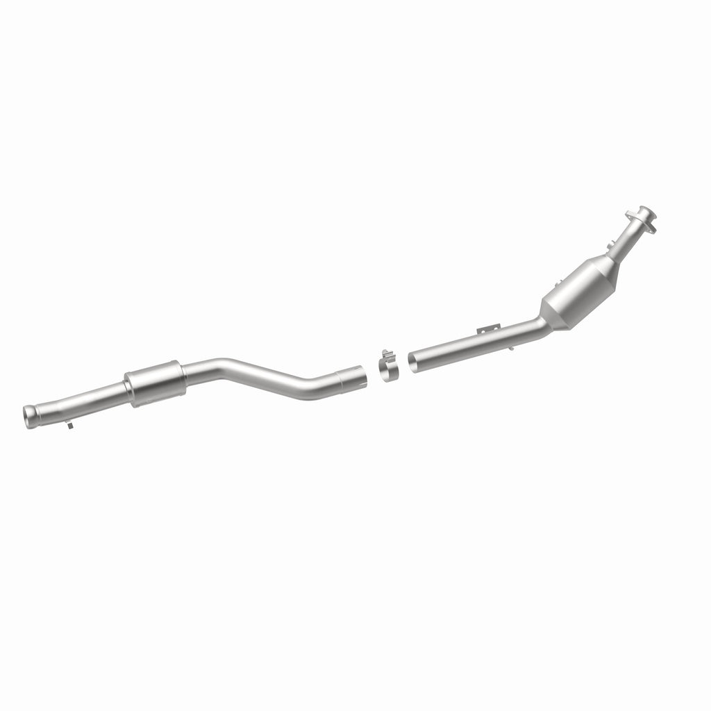MagnaFlow Exhaust Products 21-570 OEM Grade Direct-Fit Catalytic Converter for Select Mercedes-Benz CL550, Mercedes-Benz S550