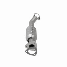Load image into Gallery viewer, MagnaFlow Exhaust Products 557812 California CARB Direct-Fit Catalytic Converter for Select Suzuki Forenza, Suzuki Reno