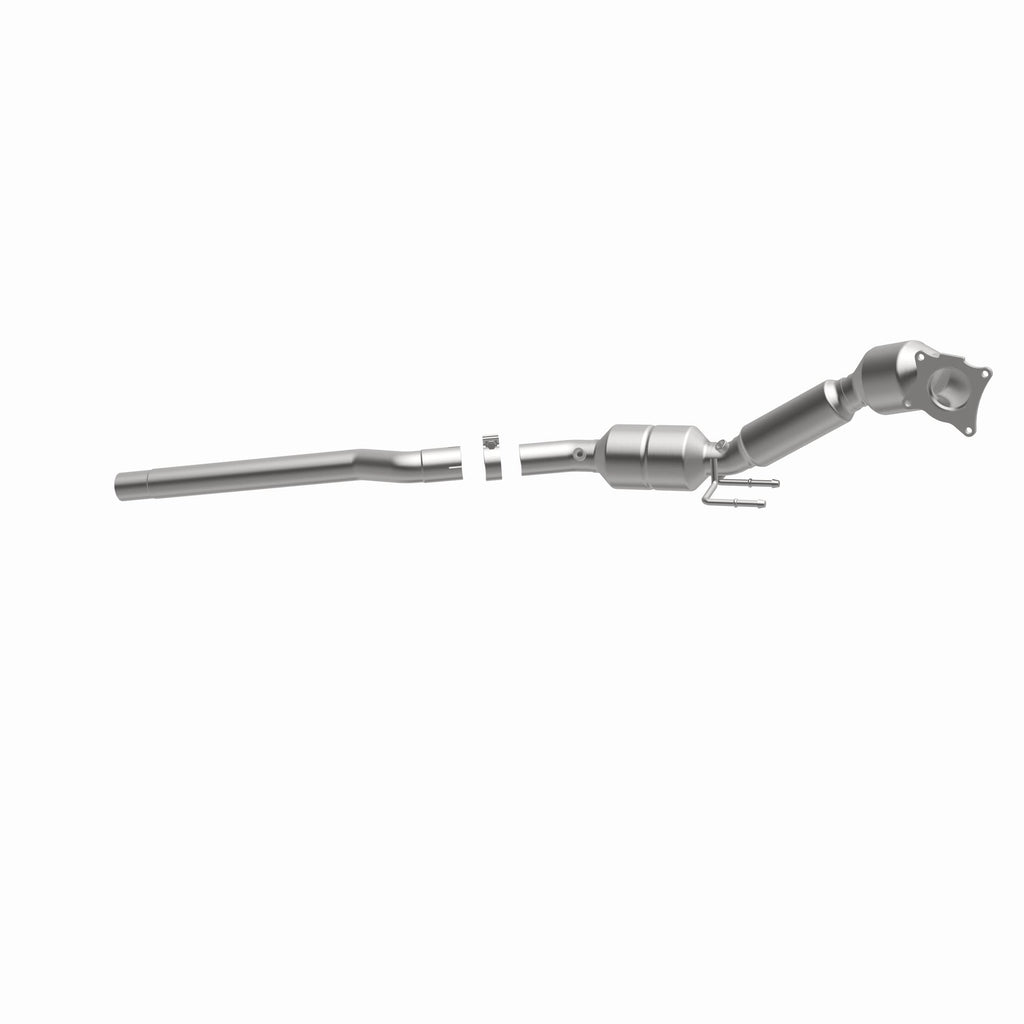 MagnaFlow Exhaust Products 52380 OEM Grade Direct-Fit Catalytic Converter for Select Volkswagen CC, Volkswagen Passat
