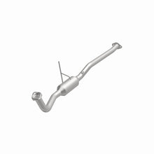 Load image into Gallery viewer, MagnaFlow Exhaust Products 4481167 California CARB Direct-Fit Catalytic Converter for Select Geo Metro, Suzuki Swift