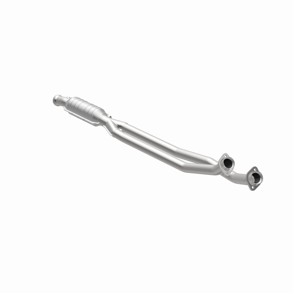 MagnaFlow Exhaust Products 23954 HM Grade Direct-Fit Catalytic Converter for Select Volvo 960, Volvo S90, Volvo V90