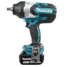 Load image into Gallery viewer, Makita DTW1002RTE 18V LXT Brushless 1/2&quot; High Torque Impact Wrench, 5.0Ah x2Kit