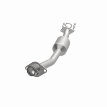 Load image into Gallery viewer, MagnaFlow Exhaust Products 551689 California CARB Direct-Fit Catalytic Converter for Select Nissan NV200