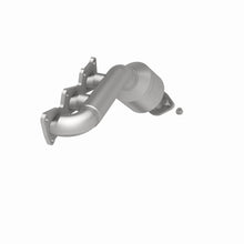 Load image into Gallery viewer, MagnaFlow Exhaust Products 51072 OEM Grade Manifold Catalytic Converter for Select Kia Borrego