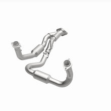 Load image into Gallery viewer, MagnaFlow Exhaust Products 4651686 California CARB Direct-Fit Catalytic Converter for Select Jeep Grand Cherokee