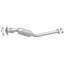 Load image into Gallery viewer, MagnaFlow Exhaust Products 51240 OEM Grade Direct-Fit Catalytic Converter for Select Chevrolet Cobalt, Chevrolet HHR, Pontiac G5, Saturn Ion