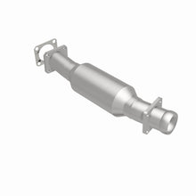 Load image into Gallery viewer, MagnaFlow Exhaust Products 3391425 California CARB Direct-Fit Catalytic Converter for Select International Scout II