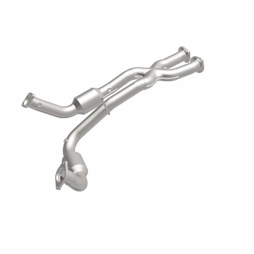 MagnaFlow Exhaust Products 49046 OEM Grade Direct-Fit Catalytic Converter for Select Jeep Grand Cherokee