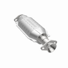 Load image into Gallery viewer, MagnaFlow Exhaust Products 93286 HM Grade Direct-Fit Catalytic Converter for Select Mitsubishi Montero