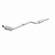Load image into Gallery viewer, MagnaFlow Exhaust Products 5561919 California CARB Direct-Fit Catalytic Converter for Select Mercedes-Benz C300, Mercedes-Benz C350, Mercedes-Benz E350