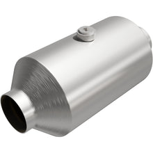 Load image into Gallery viewer, MagnaFlow Exhaust Products 6561355 California CARB Universal Catalytic Converter for Select Ford Mustang, Hyundai Kona N, Jaguar XE, Jeep Compass, Jeep Patriot, Mercedes-Benz SL450, Mercedes-Benz SL550, Mercedes-Benz SL63 AMG, Mercedes-Benz SL65 AMG,