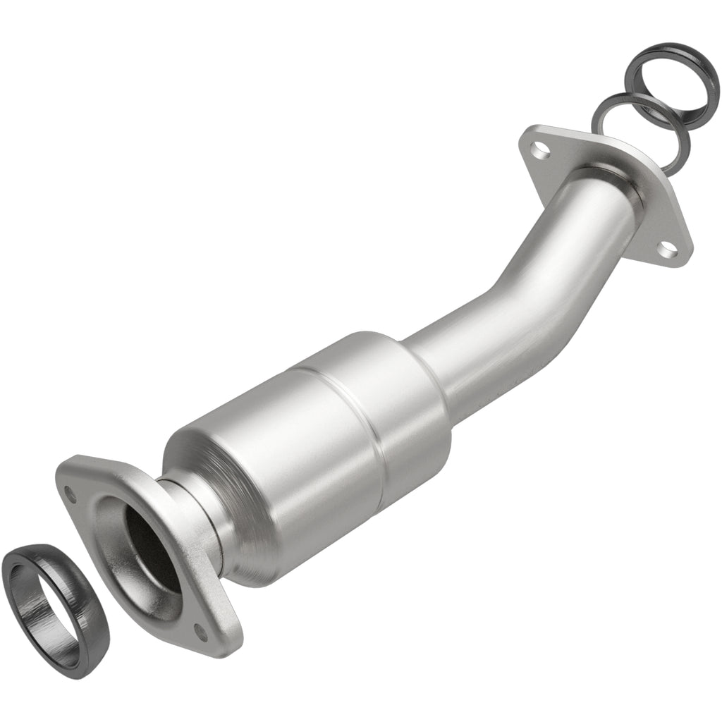 MagnaFlow Exhaust Products 52549 OEM Grade Direct-Fit Catalytic Converter for Select Toyota Sienna