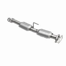 Load image into Gallery viewer, MagnaFlow Exhaust Products 51379 OEM Grade Direct-Fit Catalytic Converter for Select Ford Ranger, Mazda B3000, Mazda B4000