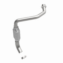 Load image into Gallery viewer, MagnaFlow Exhaust Products 93615 HM Grade Direct-Fit Catalytic Converter for Select Chevrolet Express 1500, Chevrolet Express 2500, Chevrolet Express 3500, Chevrolet G30, GMC G3500, GMC Savana 1500, GMC Savana 2500, GMC Savana