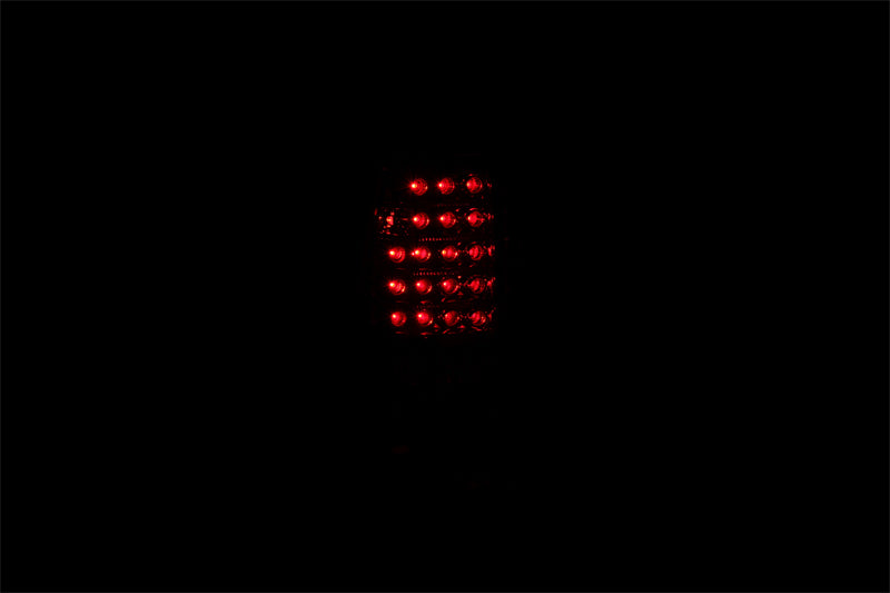 ANZO USA 311010 Tail Light Assembly for Select Chevrolet Silverado 1500, Chevrolet Silverado 2500, Chevrolet Silverado HD, Chevrolet Silverado HD, GMC Sierra 1500, GMC Sierra