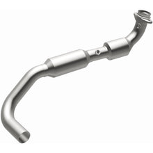 Load image into Gallery viewer, MagnaFlow Exhaust Products 4583077 California CARB Direct-Fit Catalytic Converter for Select Lincoln Navigator