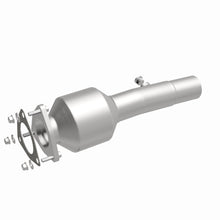 Load image into Gallery viewer, MagnaFlow Exhaust Products 280732 OEM Grade Direct-Fit Catalytic Converter for Select Land Rover Discovery Sport, Land Rover Range Rover Evoque