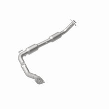 Load image into Gallery viewer, MagnaFlow Exhaust Products 5582571 California CARB Direct-Fit Catalytic Converter for Select Toyota Tundra