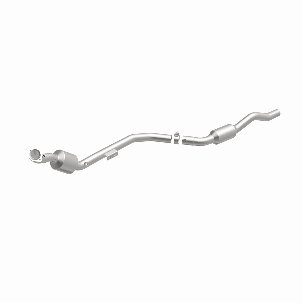 MagnaFlow Exhaust Products 51645 OEM Grade Direct-Fit Catalytic Converter for Select Mercedes-Benz E350