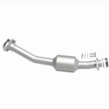 Load image into Gallery viewer, MagnaFlow Exhaust Products 6511689 California CARB Direct-Fit Catalytic Converter for Select Nissan NV200