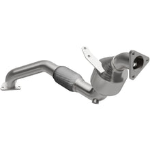 Load image into Gallery viewer, MagnaFlow Exhaust Products 5582585 California CARB Direct-Fit Catalytic Converter for Select Audi Q7, Volkswagen Touareg