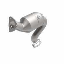 Load image into Gallery viewer, MagnaFlow Exhaust Products 49135 OEM Grade Direct-Fit Catalytic Converter for Select Audi A4 Quattro, Audi A5 Quattro, Audi A6 Quattro, Audi A7 Quattro, Audi A8 Quattro, Audi Q5, Audi S4, Audi S5, Audi SQ5