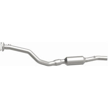 Load image into Gallery viewer, MagnaFlow Exhaust Products 4481658 California CARB Direct-Fit Catalytic Converter for Select Audi A4, Audi A4 Quattro, Volkswagen Passat