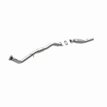 Load image into Gallery viewer, MagnaFlow Exhaust Products 93623 HM Grade Direct-Fit Catalytic Converter for Select Chevrolet Silverado HD, Chevrolet Silverado 2500, Chevrolet Suburban 2500, GMC Sierra HD, GMC Sierra 2500, GMC Sierra HD, GMC Yukon XL