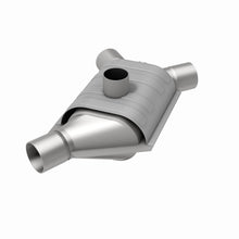 Load image into Gallery viewer, MagnaFlow Exhaust Products 337002 California CARB Universal Catalytic Converter for Select Subaru DL, Subaru GL, Subaru GL-10, Subaru Legacy, Subaru Loyale, Subaru Standard, Subaru XT