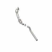 Load image into Gallery viewer, MagnaFlow Exhaust Products 51361 OEM Grade Direct-Fit Catalytic Converter for Select Volkswagen Passat