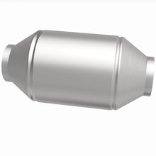 Load image into Gallery viewer, MagnaFlow Exhaust Products 333504 California CARB Universal Catalytic Converter for Select Dodge D100, Dodge D150, Dodge Ram 50, Mazda B2000, Mazda B2200, Mazda B2600, Mitsubishi Mighty Max