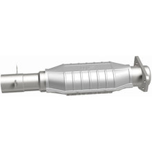 Load image into Gallery viewer, MagnaFlow Exhaust Products 93486 Standard Grade Direct-Fit Catalytic Converter for Select Chevrolet S10, Chevrolet S10 Blazer, GMC Jimmy, GMC S15, GMC S15 Jimmy, GMC Sonoma, GMC Syclone, GMC Typhoon, Oldsmobile Bravada
