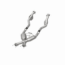 Load image into Gallery viewer, MagnaFlow Exhaust Products 444062 California CARB Direct-Fit Catalytic Converter for Select Ford Mustang