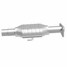 Load image into Gallery viewer, MagnaFlow Exhaust Products 3391456 California CARB Direct-Fit Catalytic Converter for Select Chevrolet El Camino, GMC Caballero