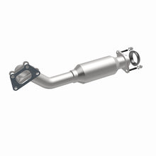 Load image into Gallery viewer, MagnaFlow Exhaust Products 551547 California CARB Direct-Fit Catalytic Converter for Select Cadillac CTS