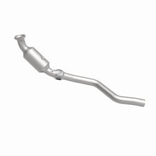 Load image into Gallery viewer, MagnaFlow Exhaust Products 26205 HM Grade Direct-Fit Catalytic Converter for Select Chrysler 300, Dodge Challenger, Dodge Charger, Dodge Magnum
