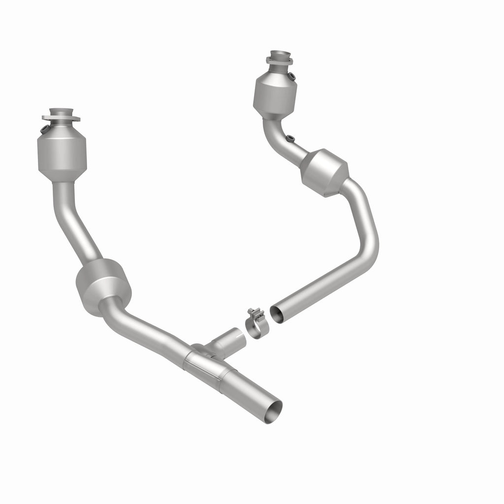 MagnaFlow Exhaust Products 49689 OEM Grade Direct-Fit Catalytic Converter for Select Jeep Wrangler