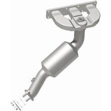Load image into Gallery viewer, MagnaFlow Exhaust Products 452288 California CARB Manifold Catalytic Converter for Select BMW 325Ci, BMW 325i, BMW 325xi, BMW 330Ci, BMW 330i, BMW Z3