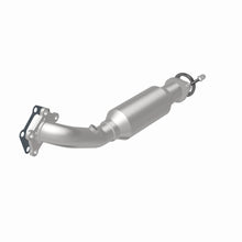 Load image into Gallery viewer, MagnaFlow Exhaust Products 551548 California CARB Manifold Catalytic Converter for Select Cadillac CTS