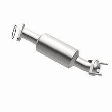 Load image into Gallery viewer, MagnaFlow Exhaust Products 5411042 California CARB Direct-Fit Catalytic Converter for Select Ford Five Hundred, Ford Freestyle, Mercury Montego