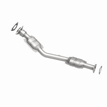 Load image into Gallery viewer, MagnaFlow Exhaust Products 51722 OEM Grade Direct-Fit Catalytic Converter for Select Saturn Vue