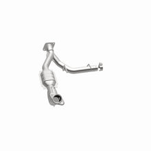 Load image into Gallery viewer, MagnaFlow Exhaust Products 24414 HM Grade Direct-Fit Catalytic Converter for Select Ford Expedition