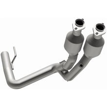 Load image into Gallery viewer, MagnaFlow Exhaust Products 24997 HM Grade Direct-Fit Catalytic Converter for Select Jeep Cherokee