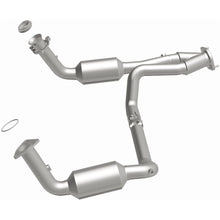 Load image into Gallery viewer, MagnaFlow Exhaust Products 4651097 California CARB Direct-Fit Catalytic Converter for Select Cadillac Escalade, Chevrolet Avalanche 1500, Chevrolet Silverado 1500, Chevrolet Suburban 1500, Chevrolet Tahoe, GMC Sierra 1500, GMC Yukon, GMC Yukon XL