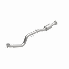 Load image into Gallery viewer, MagnaFlow Exhaust Products 280428 OEM Grade Direct-Fit Catalytic Converter for Select Chevrolet Express 4500, GMC Savana