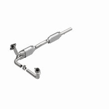 Load image into Gallery viewer, MagnaFlow Exhaust Products 447251 California CARB Direct-Fit Catalytic Converter for Select Ford F-150